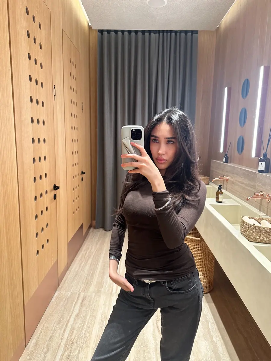 Акнур escort in Алматы