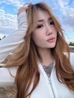 Анжела escort in Алматы