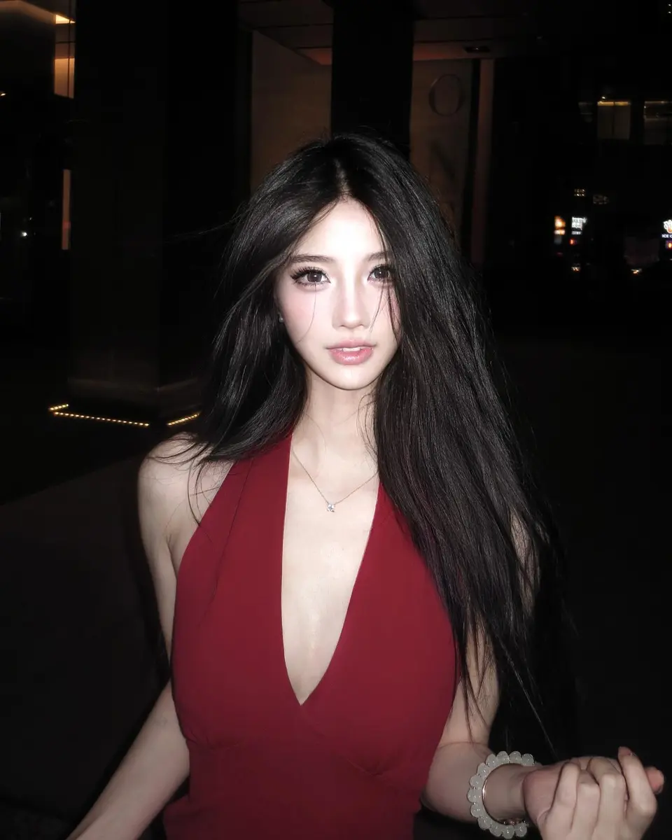 Аянэ escort in Алматы