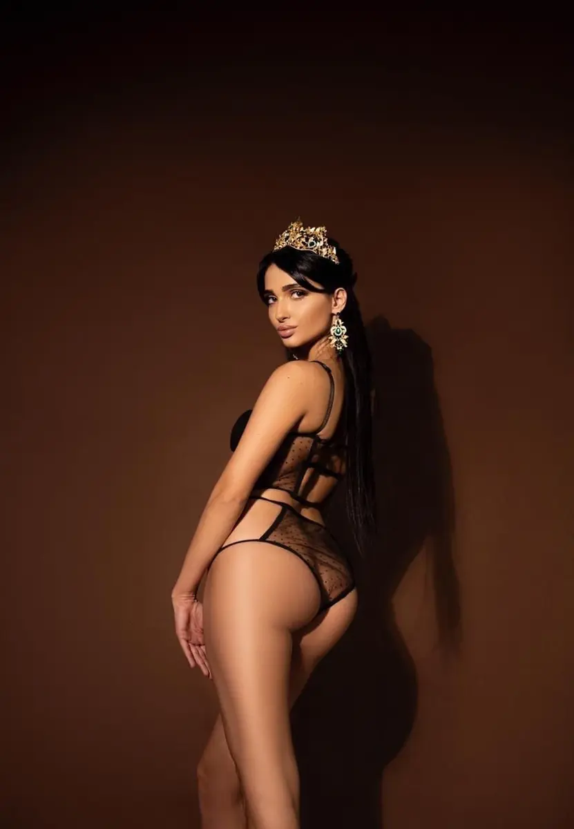 Дамира escort in Алматы