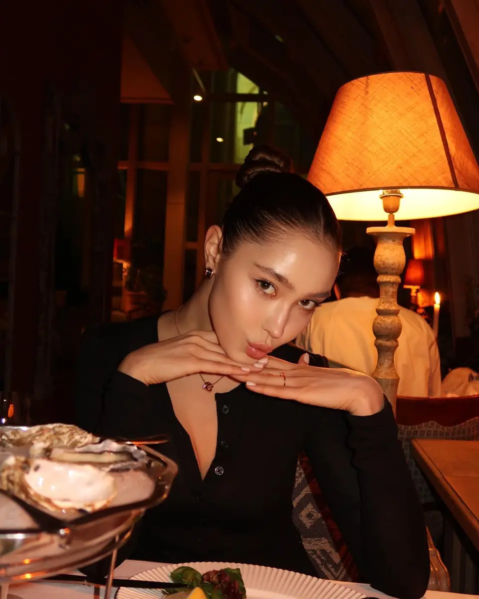 Эльмира escort in Алматы