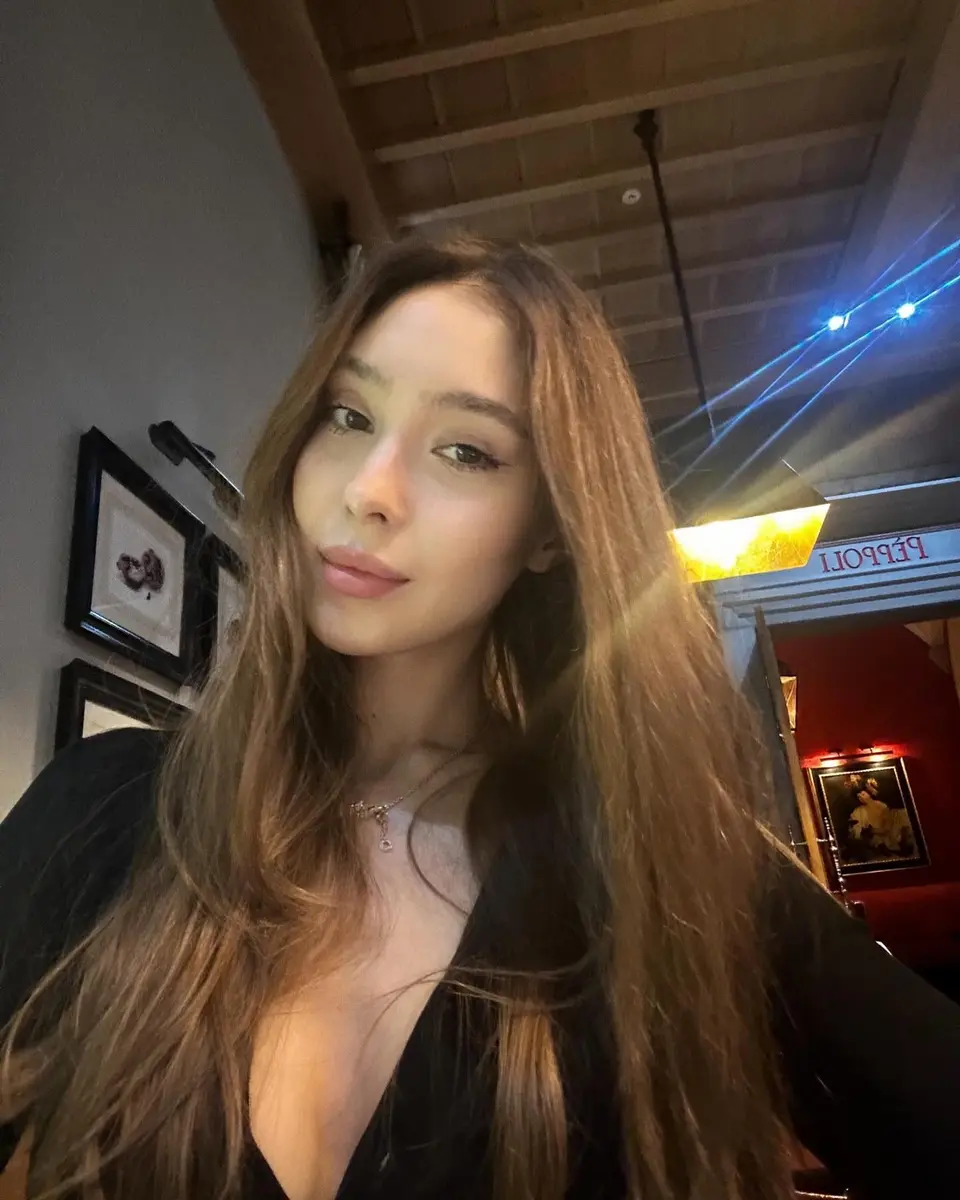 Эльмира escort in Алматы