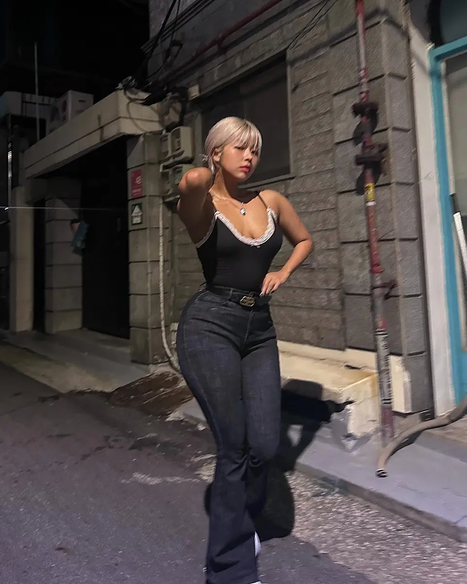 Фара escort in Алматы