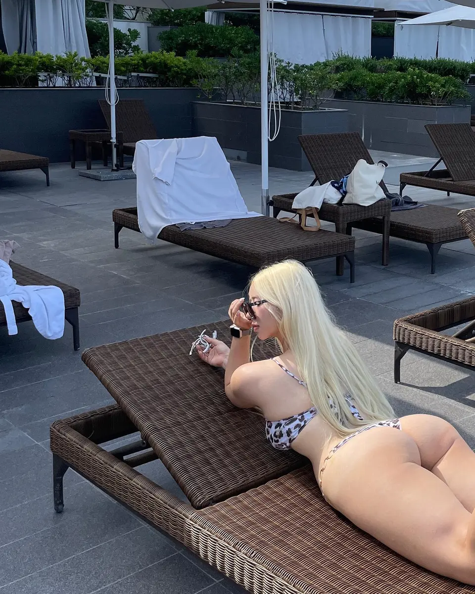 Хана escort in Алматы