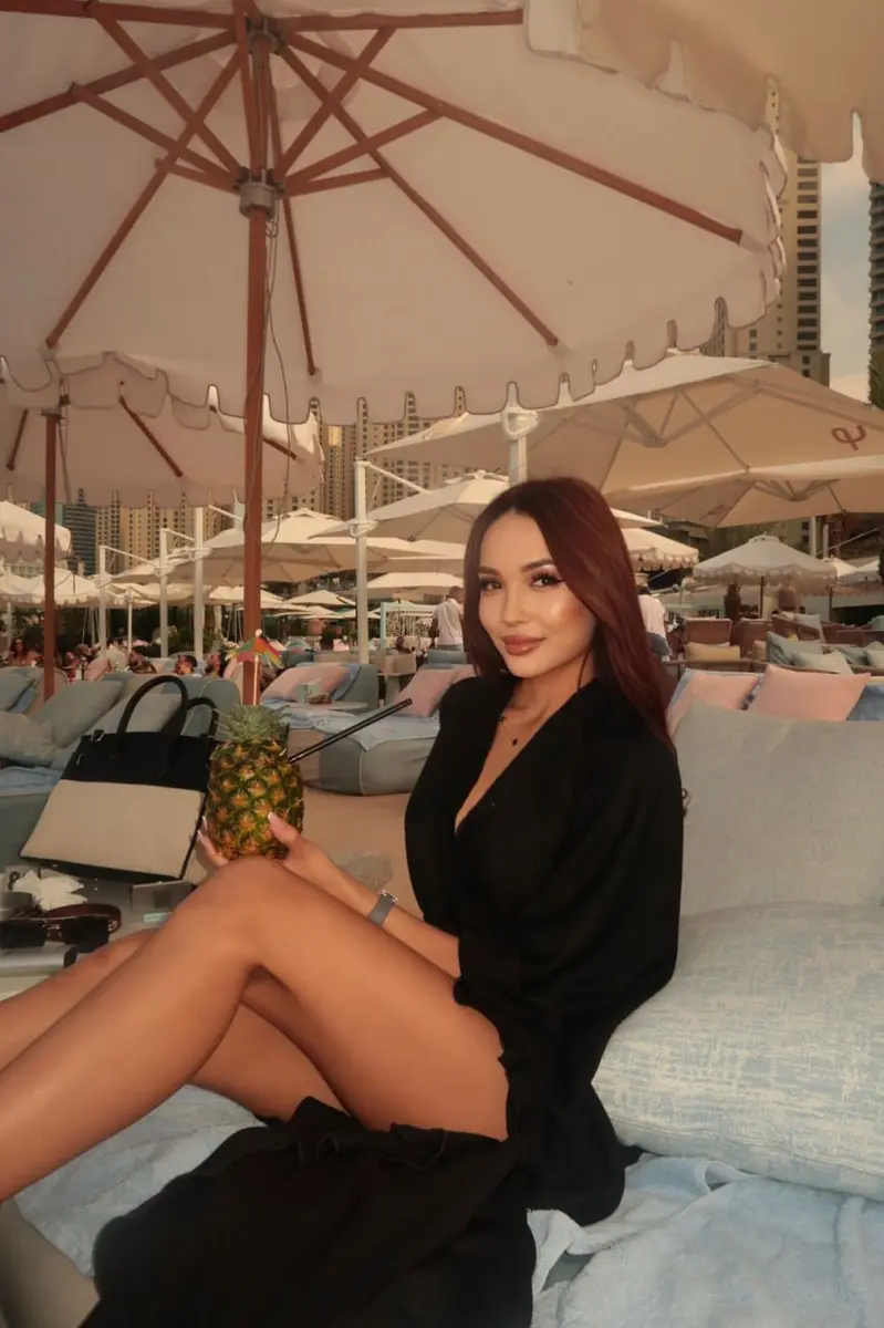 Лолина escort in Алматы