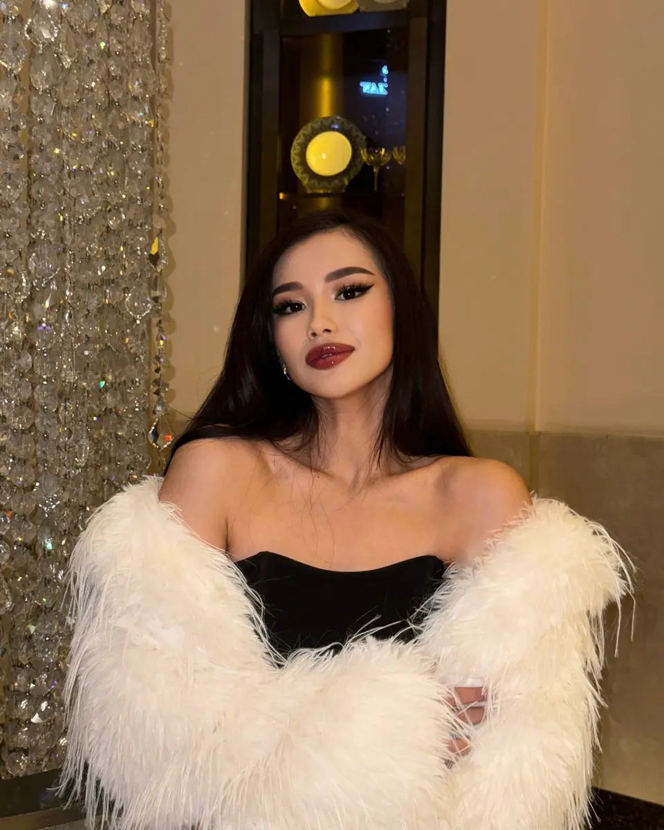 Вероника escort in Алматы